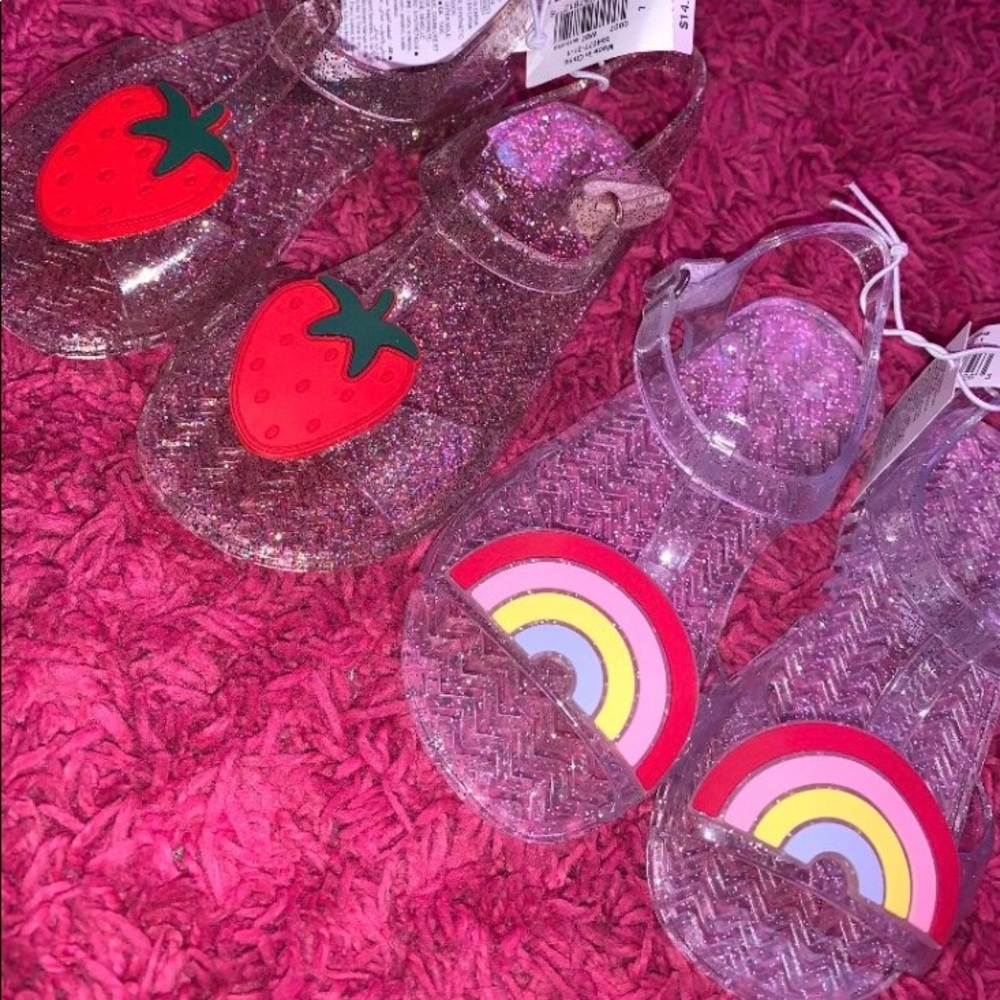 Toddler jelly sandals never worn